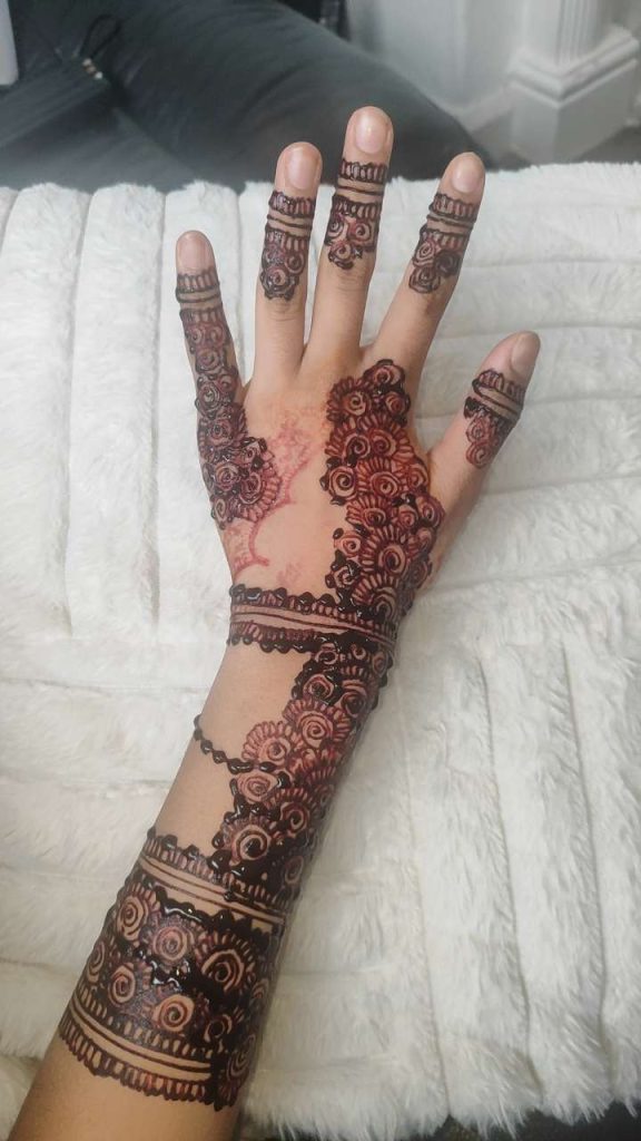 henna 3